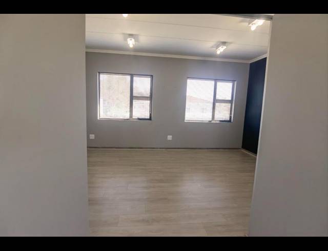 BUSINESS PROPERTY TO RENT IN HAZELDEAN